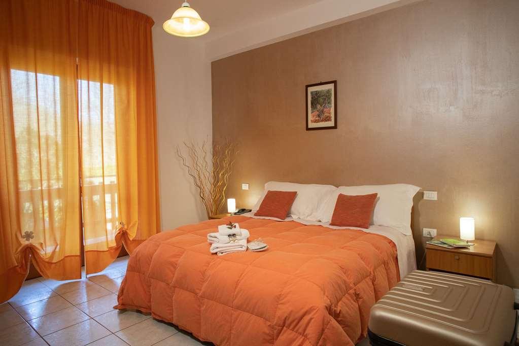 Hotel Kiris Viggiano Room photo
