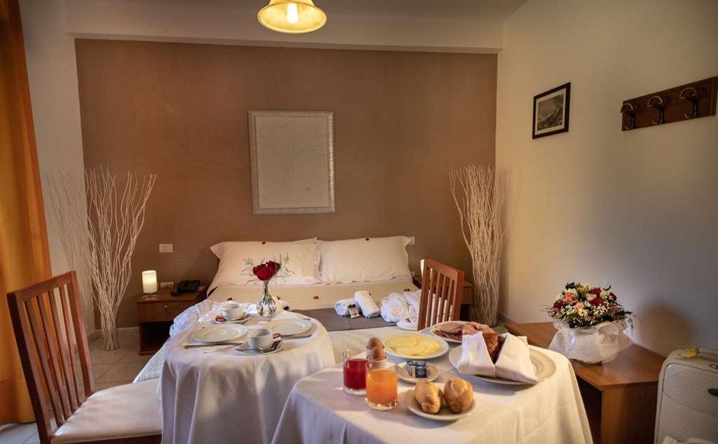 Hotel Kiris Viggiano Room photo